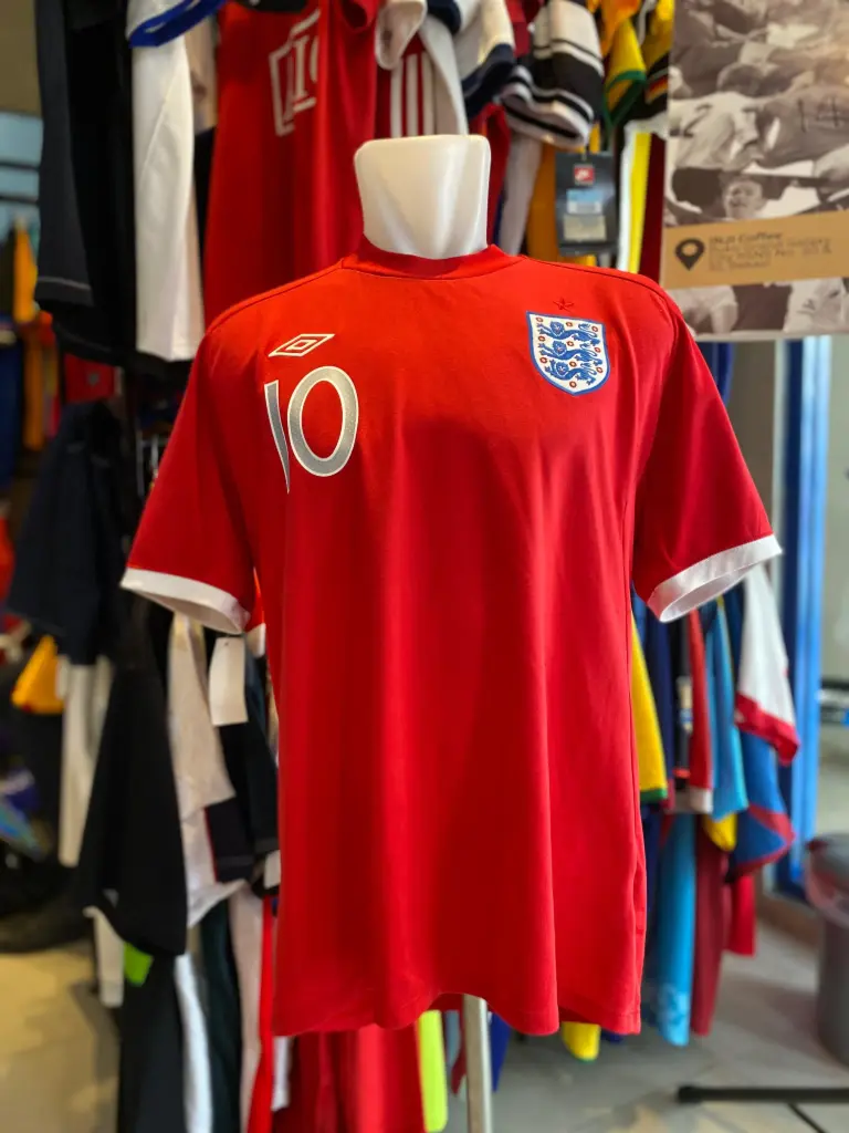 England Away 10/11 - Wayne Rooney #10
