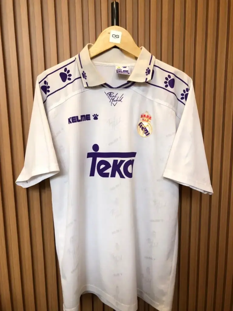 Real Madrid Home 1996/97 Player Issue - 7 Raúl González 