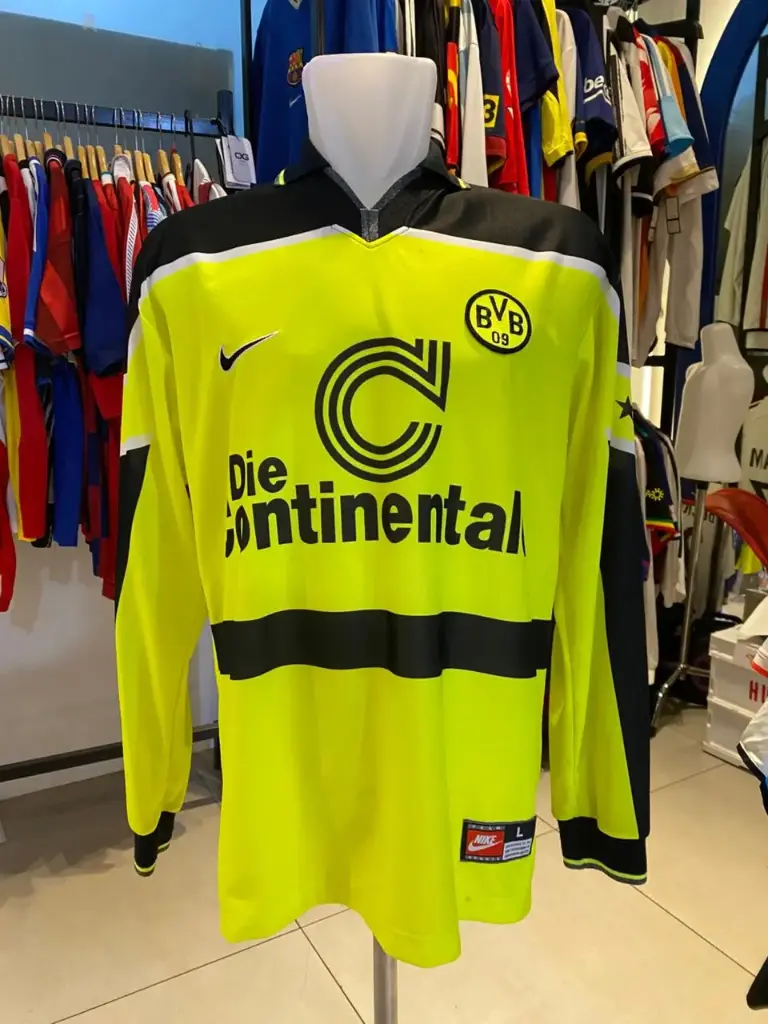 Borussia Dortmund 1997–1998 Home Long Sleeve – Andreas Möller 