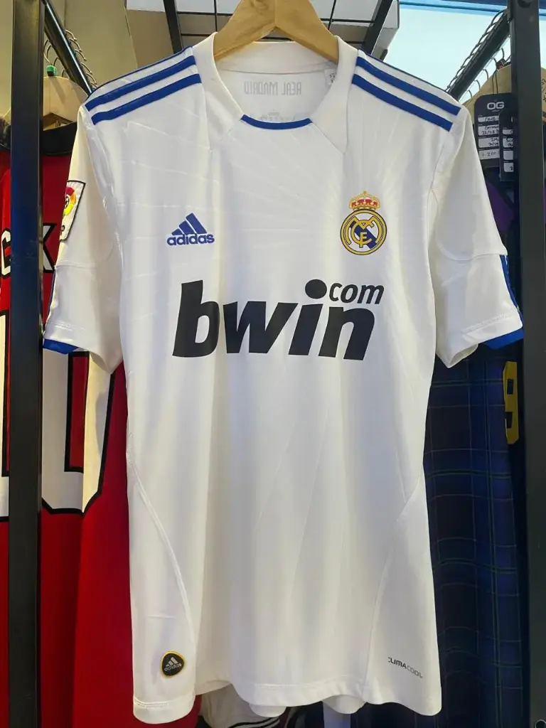 Real Madrid Home 2010/2011 - #7 Cristiano Ronaldo