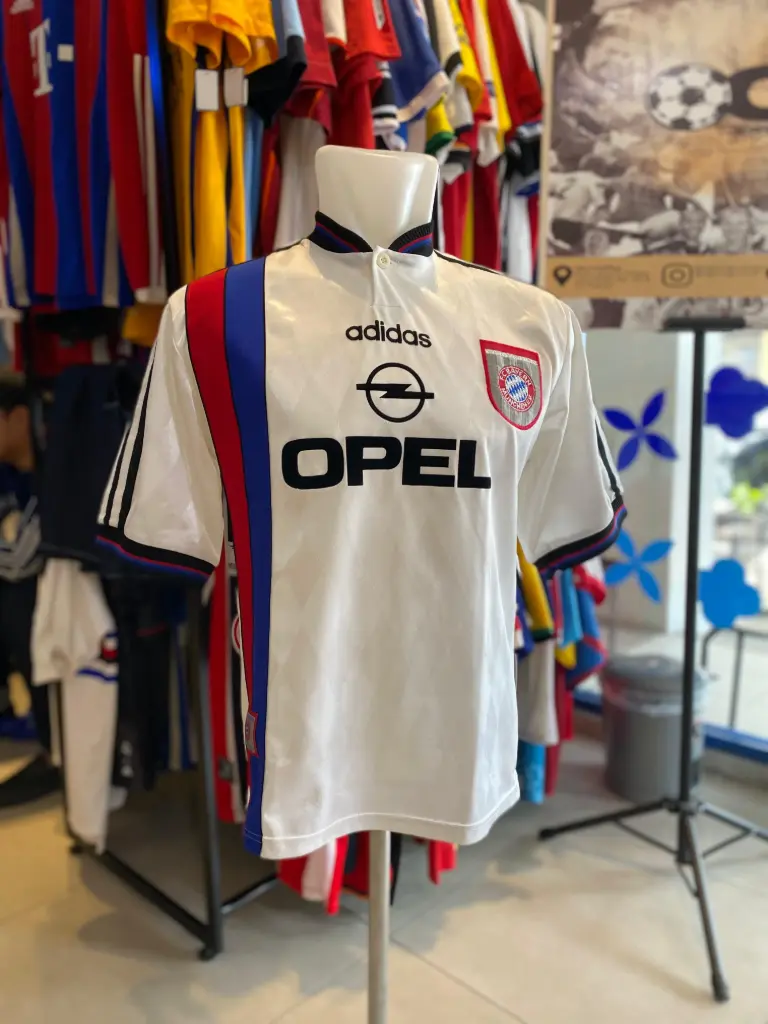 Bayern Munich Away 96/97 - Lothar Matthaus #10