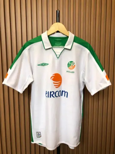 Republic of Ireland Away Jersey 2003–2005 with No. 10 Robbie Keane
